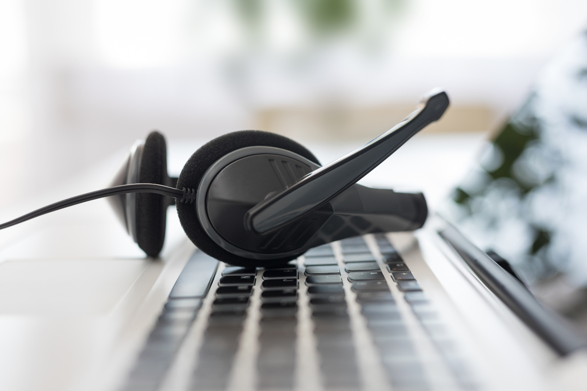 A headset resting on a keyboard